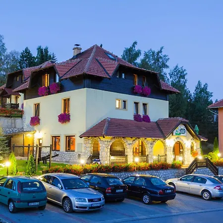 Pensión Bajka 3*