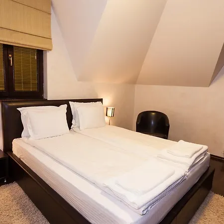 Casa de hóspedes Bajka 3*